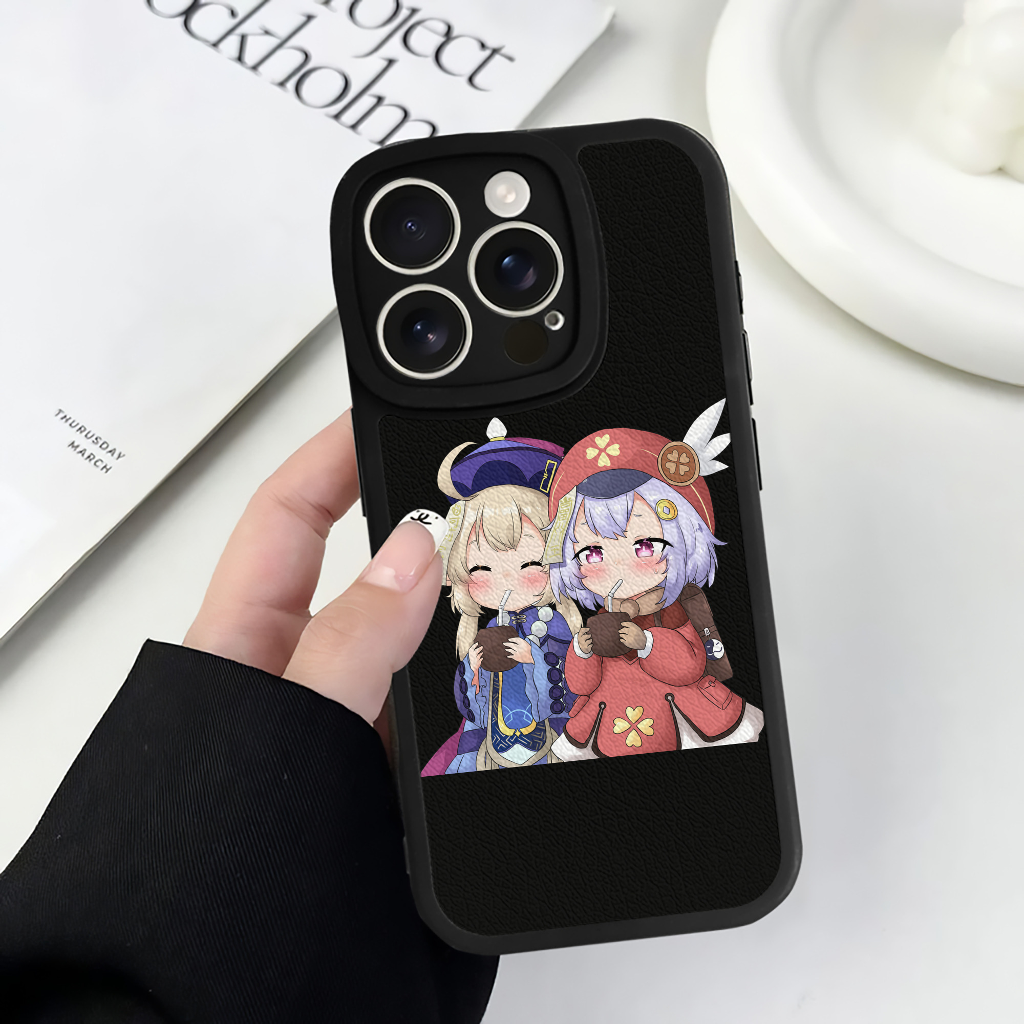 げんし神 七七 なな  genshin Nana 【iPhone 16シリーズ対応】シリコンスマホケース（レザー調） 材質：シリコン